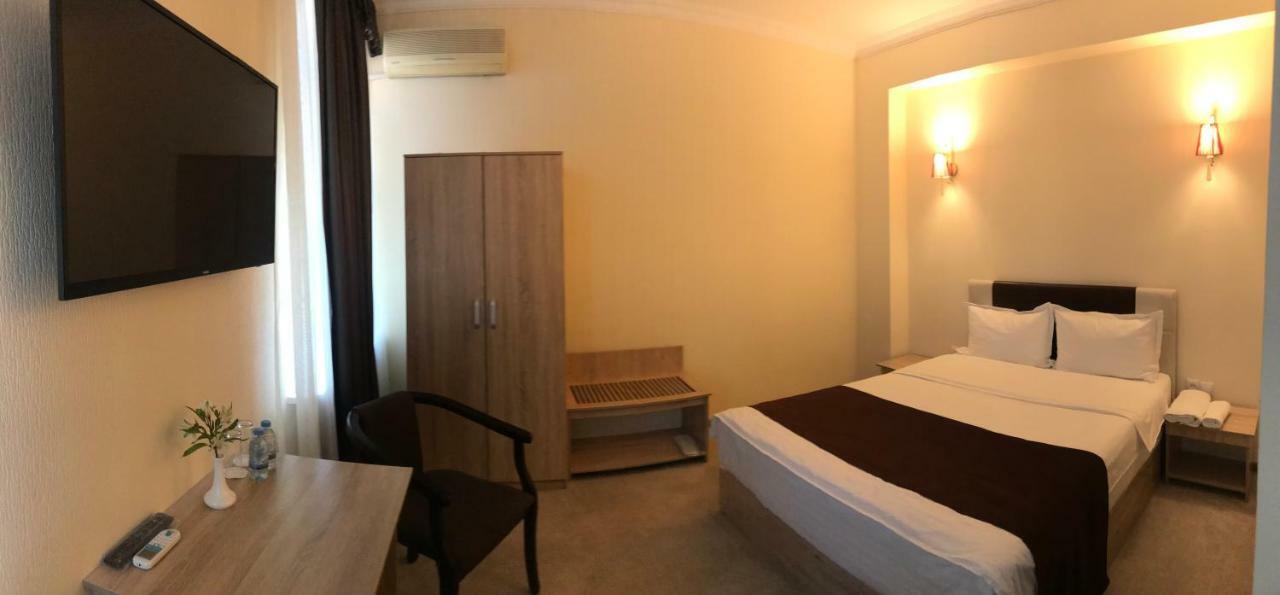 Karavan Street Hotel Tashkent Ngoại thất bức ảnh